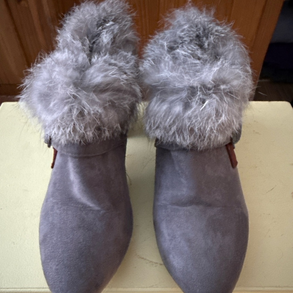 Women's Suede Ankle Boots size US 9 EU 40